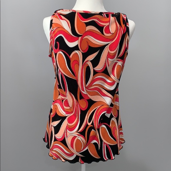 j.t.b. Sleeveless Shirt. Size medium. - Picture 4 of 6